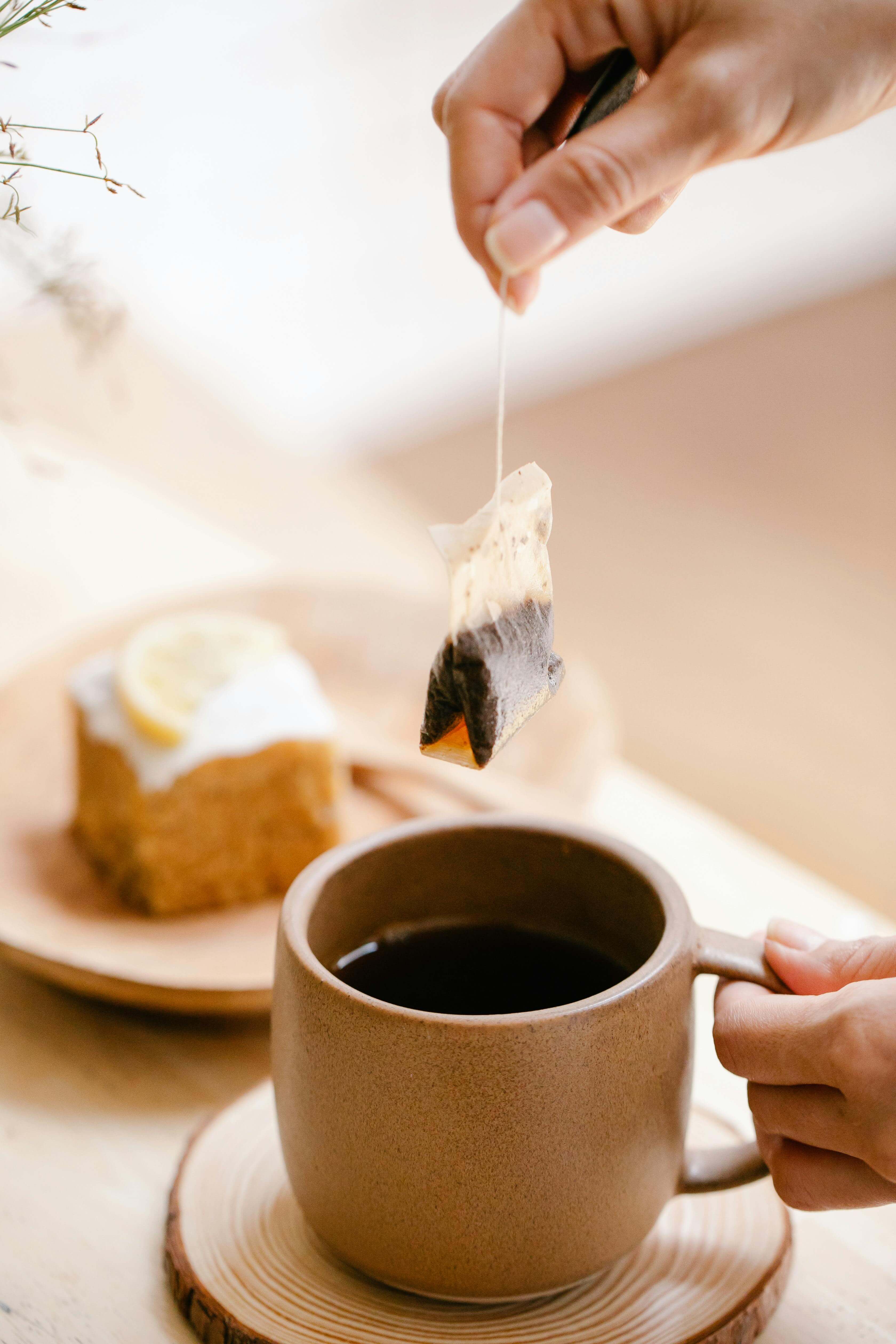 tea & lemon cake
